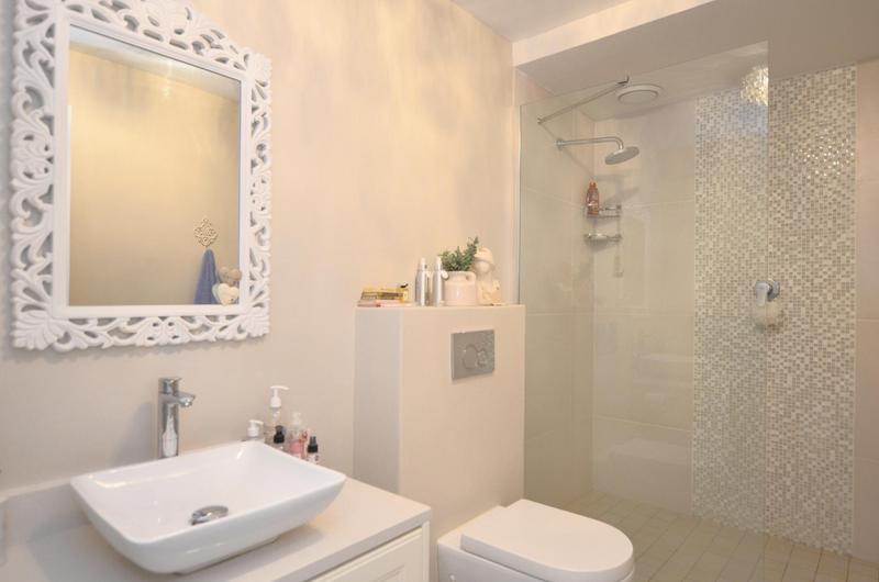 2 Bedroom Property for Sale in Dolphin Beach Western Cape